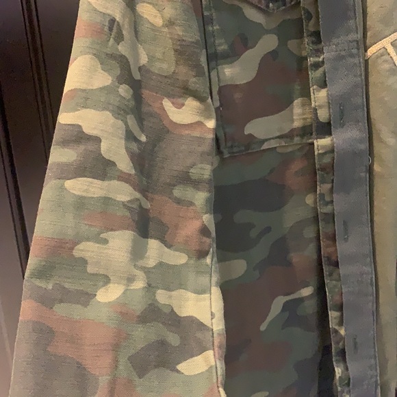 American Eagle Army Shacket - Picture 6 of 6